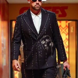 Get ready for the 2025 US Open with the Simone Ashley Bear Sweater! Plus, check out trendy tees and shirts inspired by your favorite shows and stars.