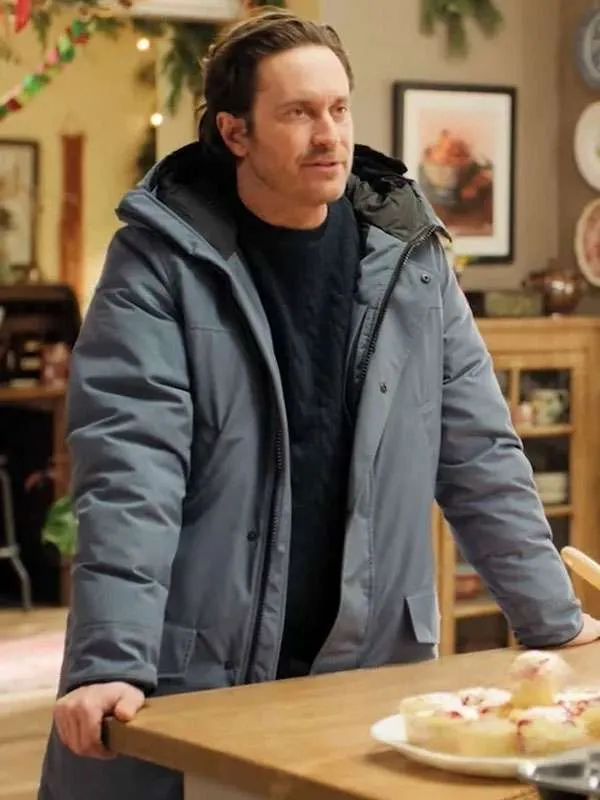 Oliver Hudson A Merry Little Ex-Mas Hooded Jacket