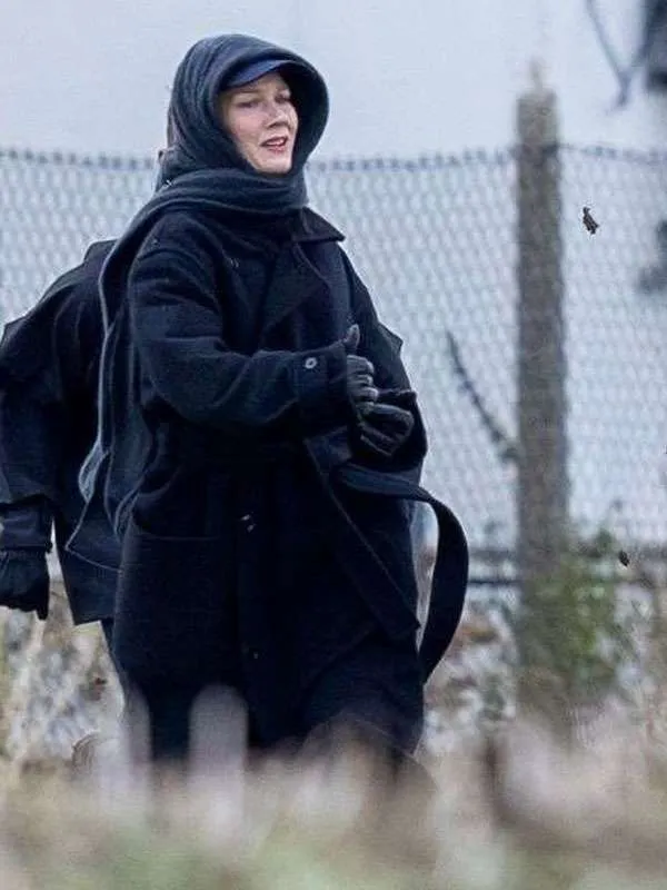 Sandra Hüller Project Hail Mary Black Coat