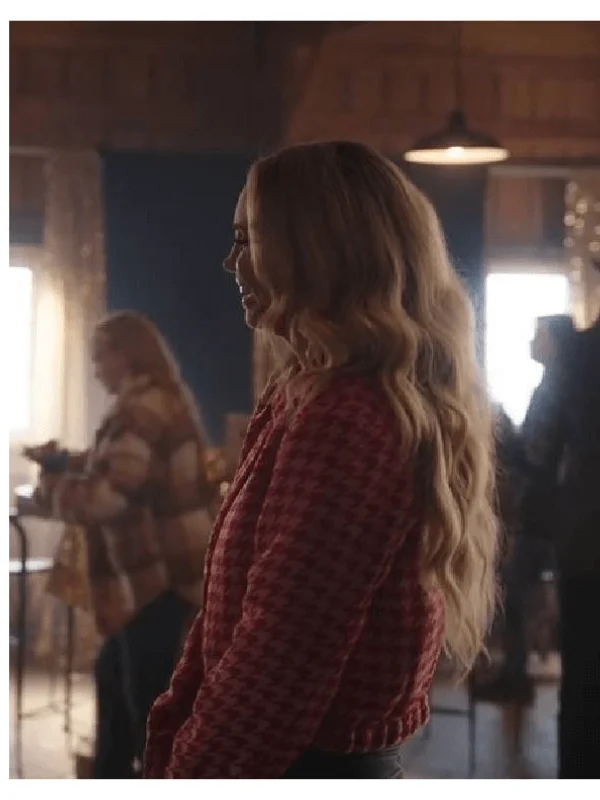 A Royal Montana Christmas 2025 Fiona Gubelmann Pink Jacket - Image 2