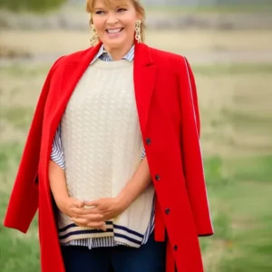 Finding Mr. Christmas S02 Melissa Peterman Red Coat