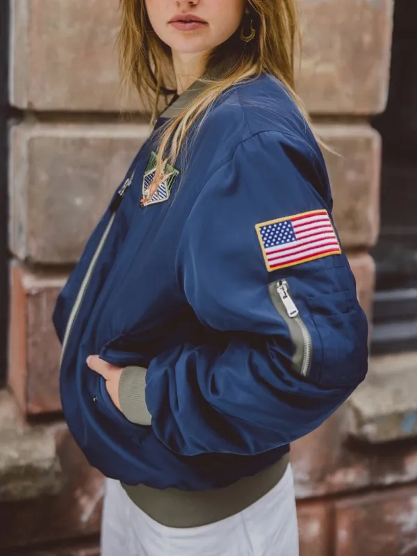 Philadelphia Flyers Black Throwback Current Satin Jacket