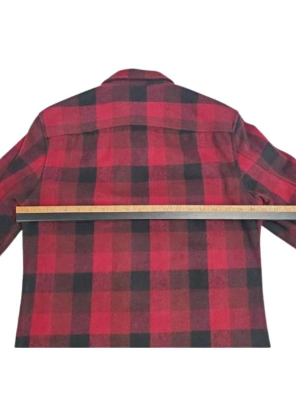 Finding Mr Christmas S02 Red Plaid Jacket