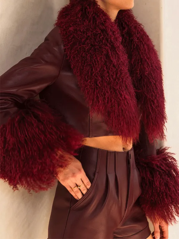 Lainey Wilson Faux Fur Cropped Leather Jacket - Image 2