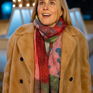 A Merry Little Ex-Mas Alicia Silverstone Brown Teddy Coat