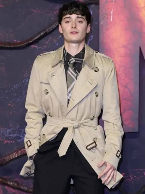 Noah Schnapp UK Special Screening Stranger Things SO5 Trench Coat