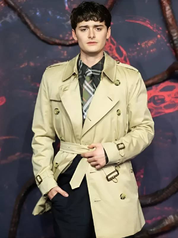 Noah Schnapp UK Special Screening Stranger Things SO5 Trench Coat