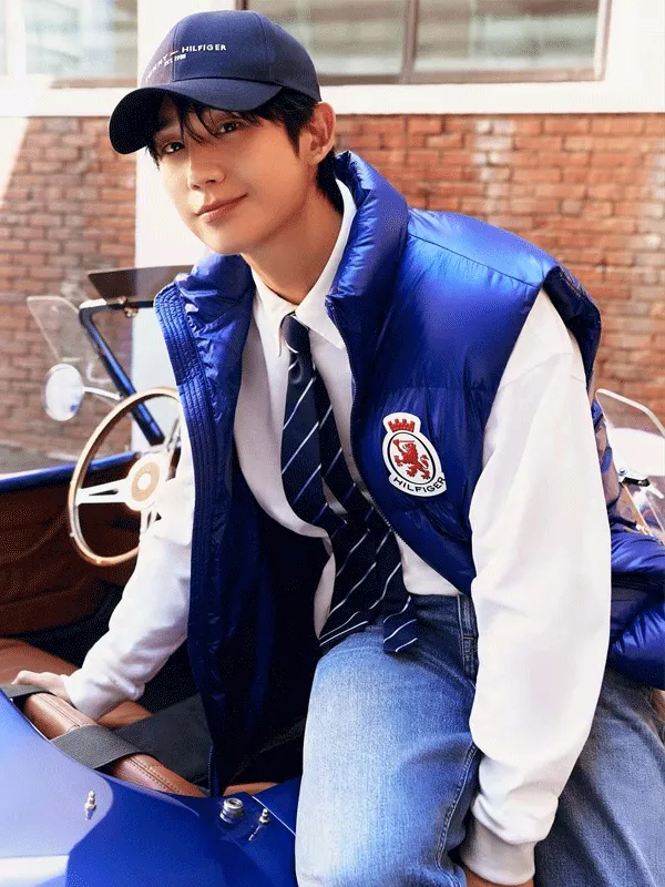 Jung Hae-in RWB Crest Shiny Down Blue Puffer Vest