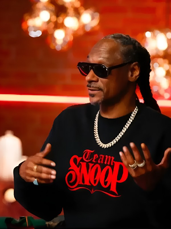 The Voice S28 Team Snoop Sweatshirt - Image 3