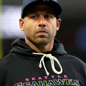 Texans vs Seahawks Gameday Aden Durde Crucial Catch Hoodie