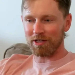 The Valley S03 Luke Broderick Rock And Roll Refugee Tee