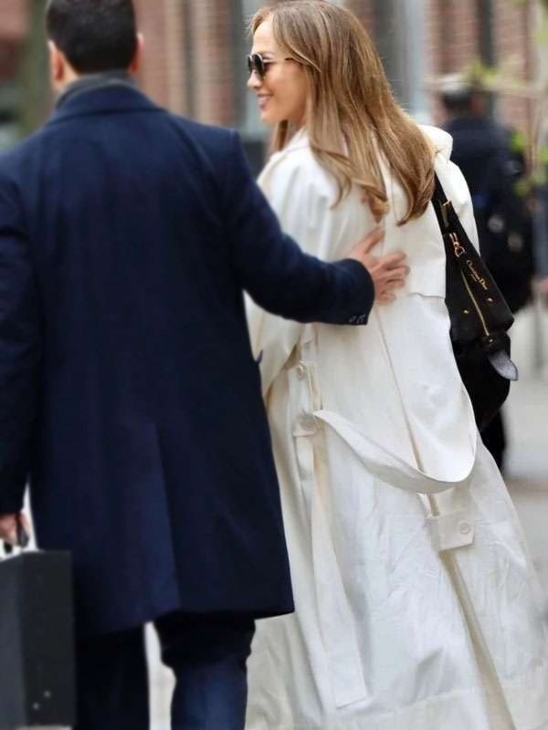 Office Romance 2026 Jennifer Lopez White Trench Coat - Image 2