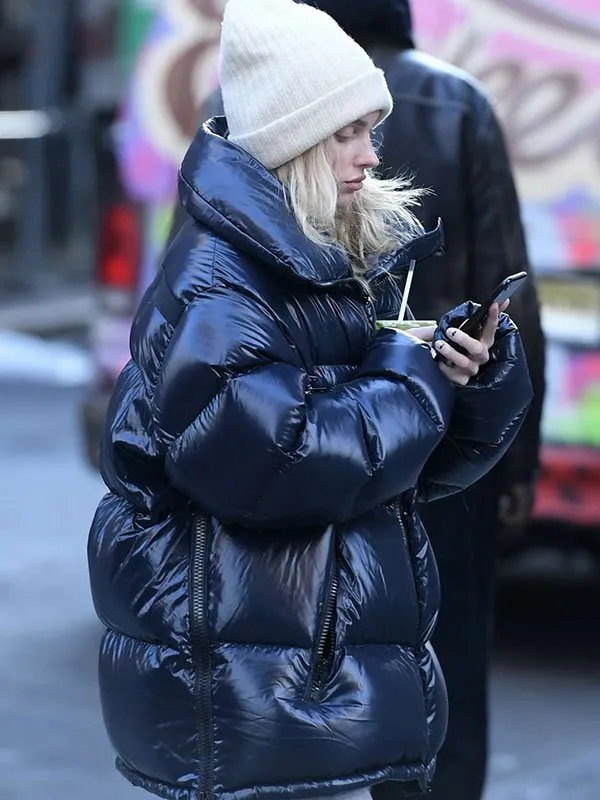 Elsa Hosk Street Style Oversized Puffer Jacket