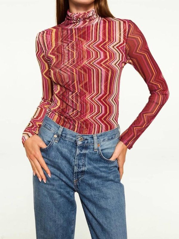 Only Murders in the Building S6 Selena Gomez Turtleneck Top