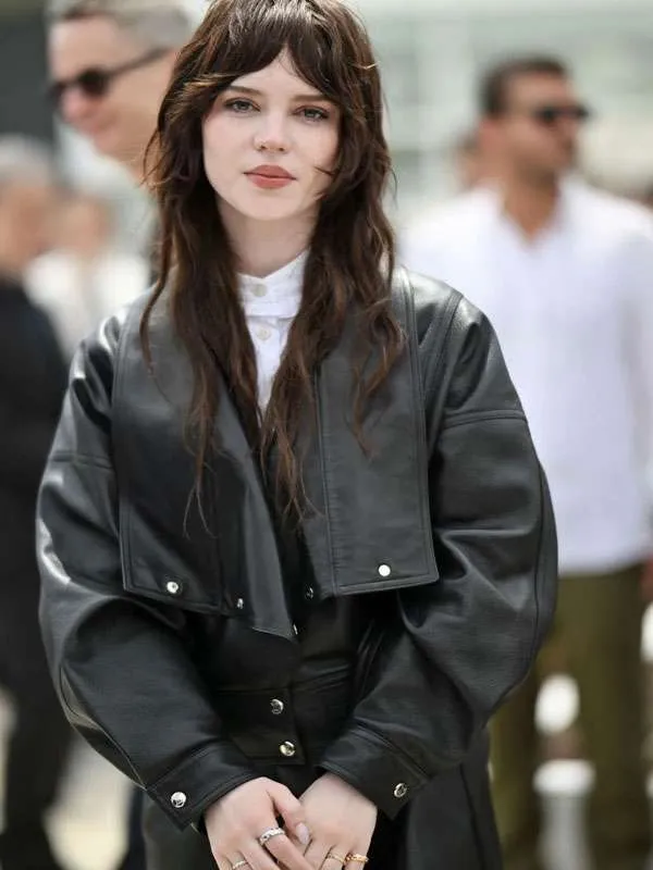 Her Private Hell Sophie Thatcher Leather Jacket